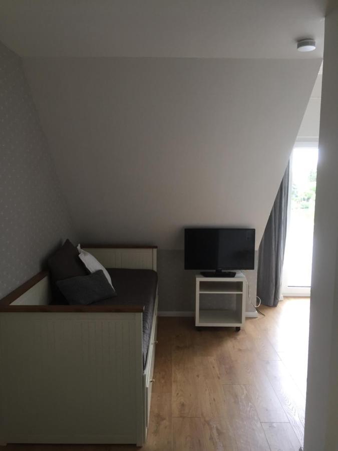 Familienfreundliche Ferienwohnung Am See Sömmerda エクステリア 写真