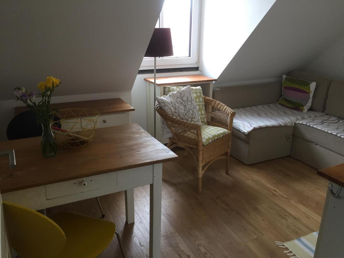 Familienfreundliche Ferienwohnung Am See Sömmerda エクステリア 写真