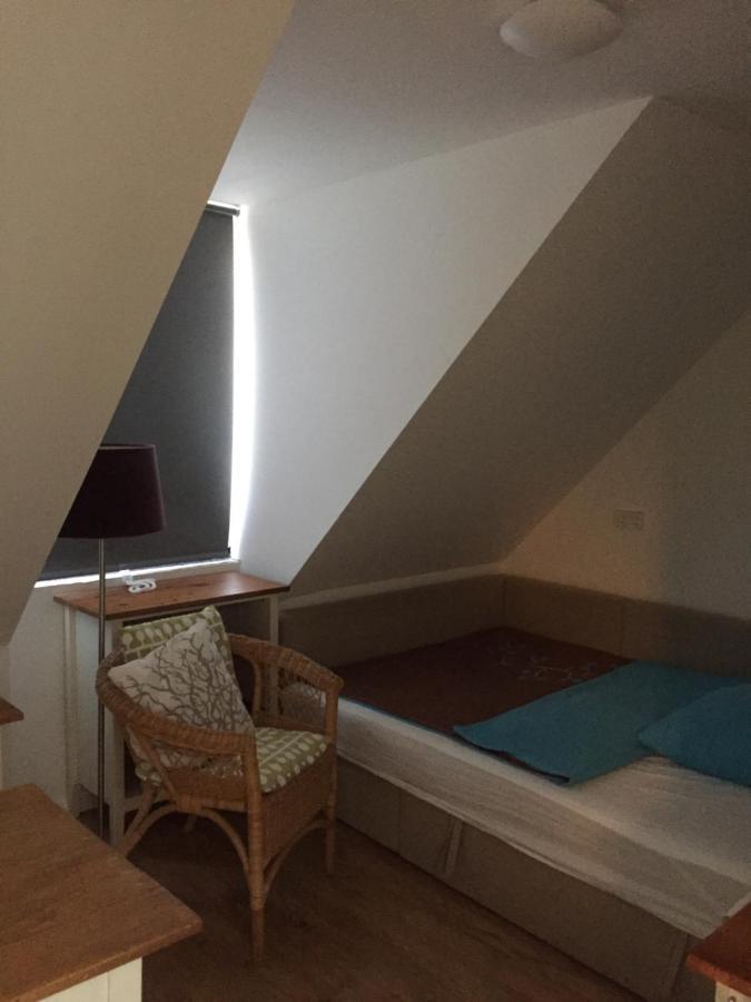 Familienfreundliche Ferienwohnung Am See Sömmerda エクステリア 写真